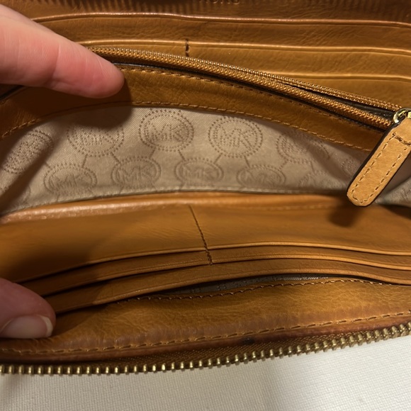 Michael Kors JetSet Continental Logo Canvas and Leather Trim Wallet in Mocha - Picture 10 of 13